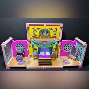 Polly Pocket Dream Builders Polly’s Bedroom Playset